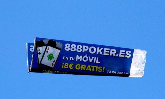 BANNERS A DOS CARAS EN "V"