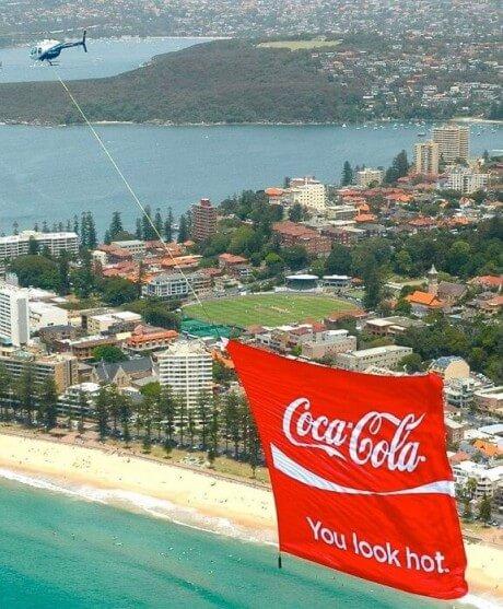 Murales remolcados por Helicopteros